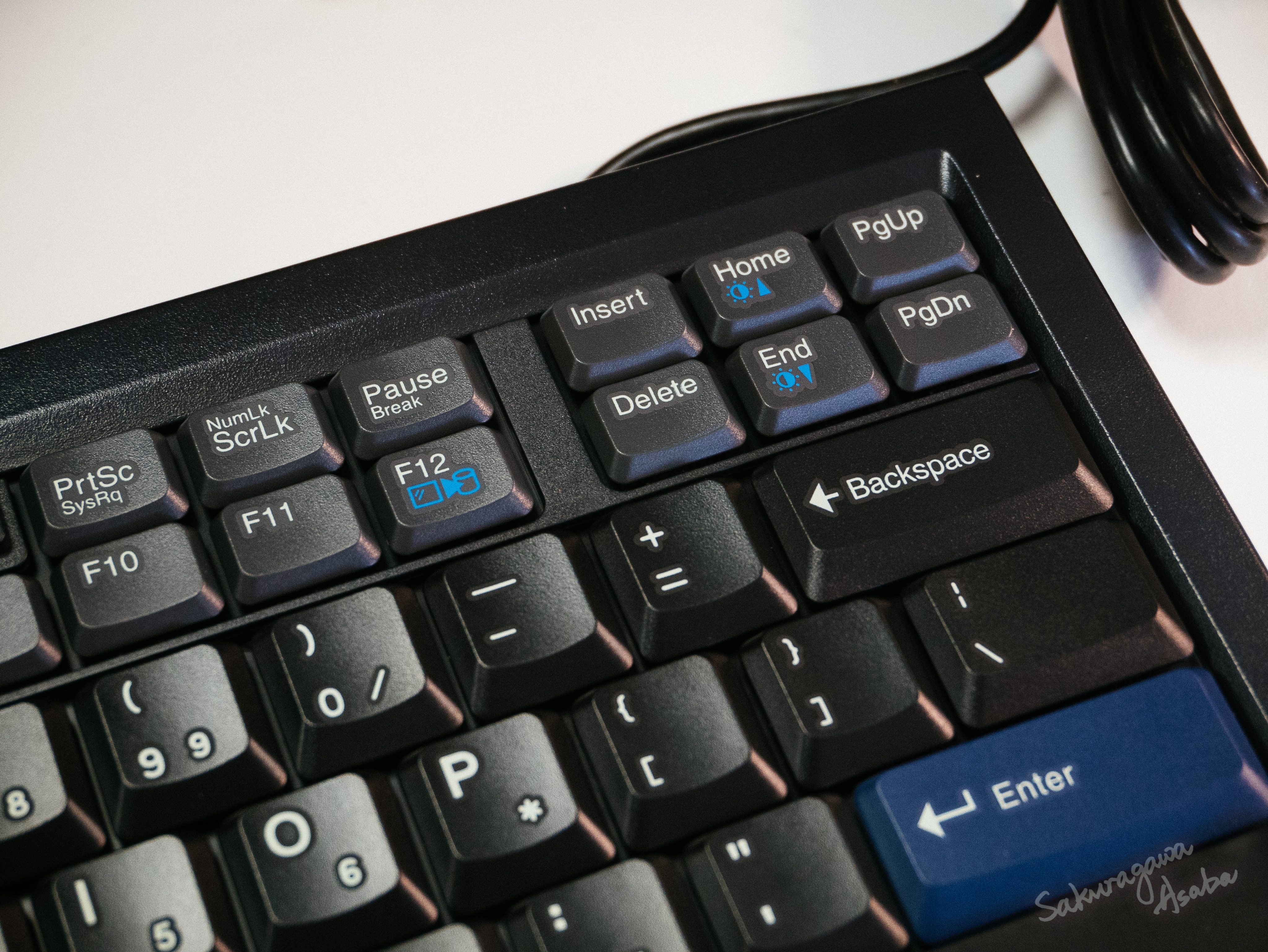 七列鍵盤的信仰，IBM UltraNav USB Keyboard 旅行鍵盤開箱
